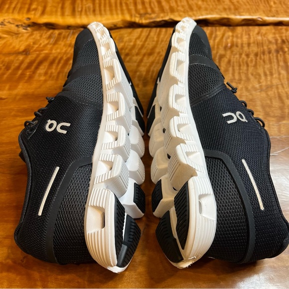 Women’s on clouds - Picture 4 of 7